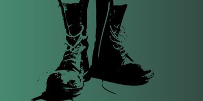 Ruck Walk boot symbol