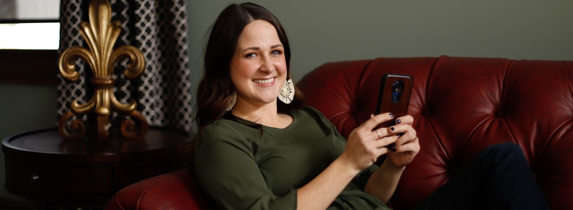woman banking on cell phone
